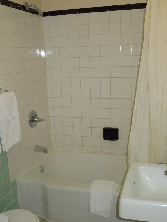 Red Lion Motel Southampton Phòng bức ảnh